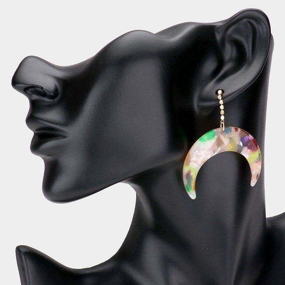 Celluloid acetate horn shape earrings - Picture 1 of 3